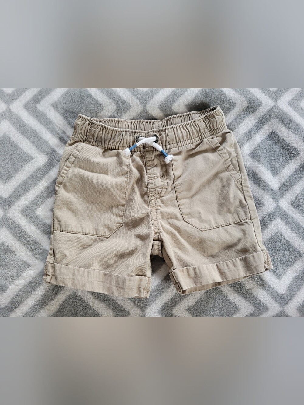 Boys size 18 months Shorts